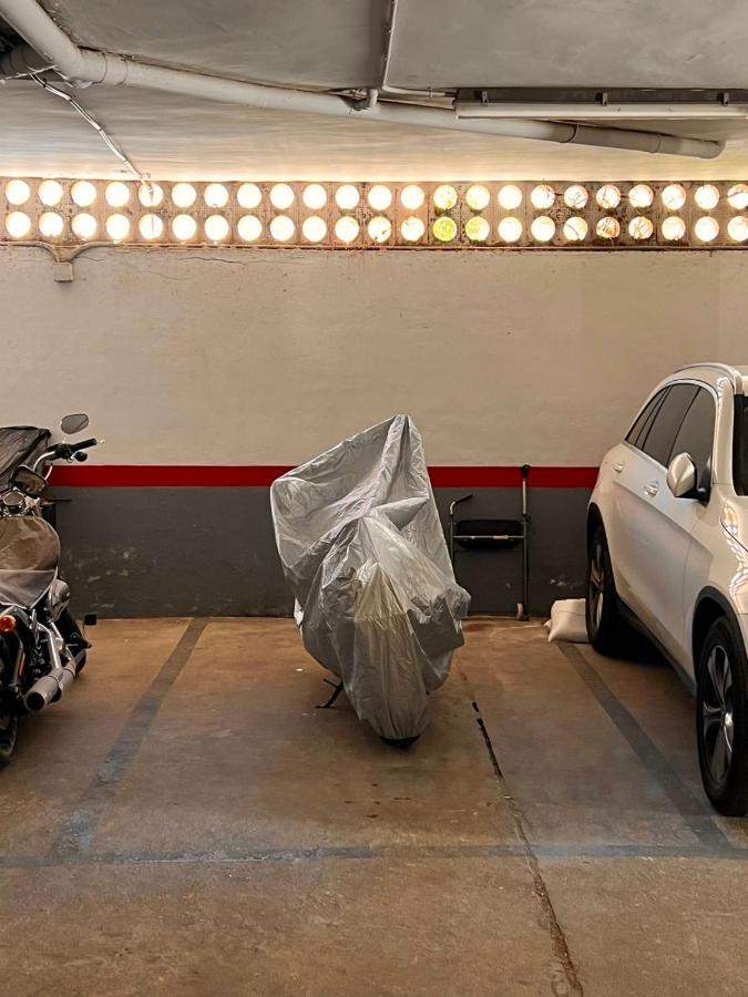 マラガPedregalejo Playa, Piscina Y Parkingアパートメント エクステリア 写真
